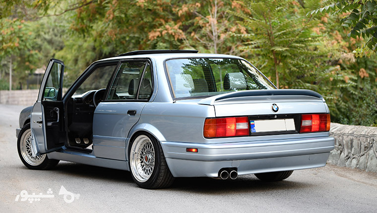 نمای عقب بی ام و bmw e30 s50 نمای عقب بی ام و bmw e30 s50