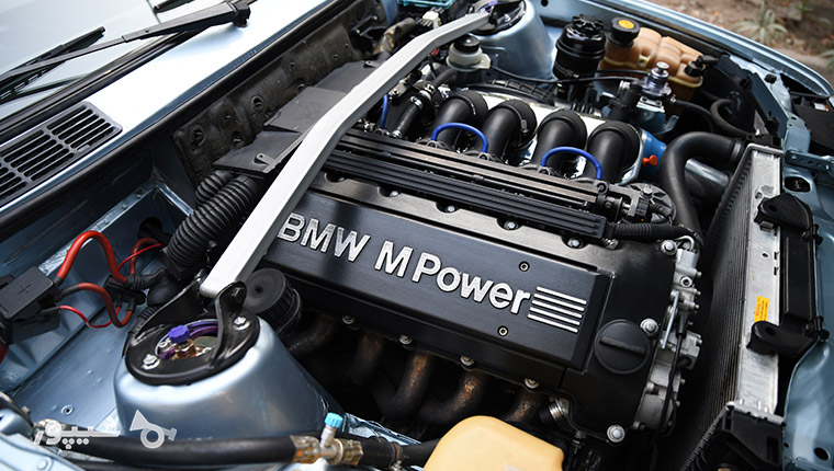 موتور بی ام و e30 s50 نمای موتور بی ام و e30 s50