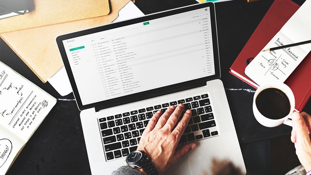 سواد کامپیوتری در محل کار و ارزش آن بر روی راندمان و پیشرفت کاری