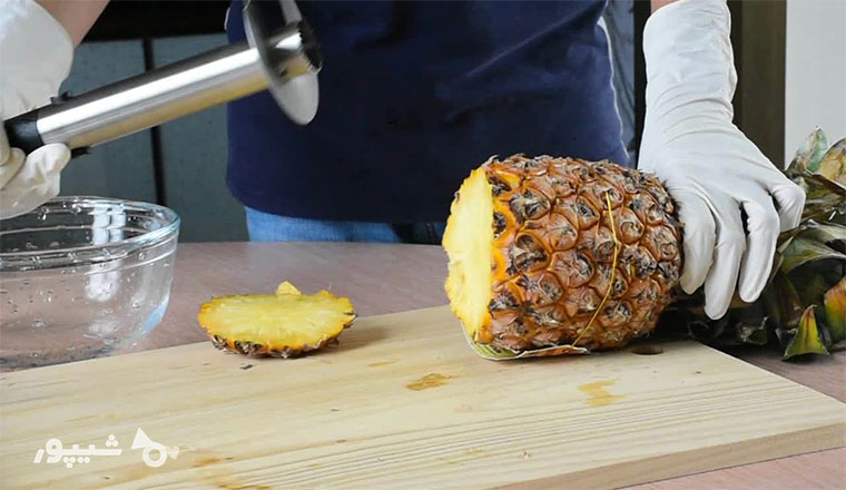 وسیله عجیب آشپزخانه به نام آناناس خرد کن