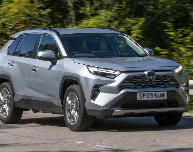 تویوتا RAV4
