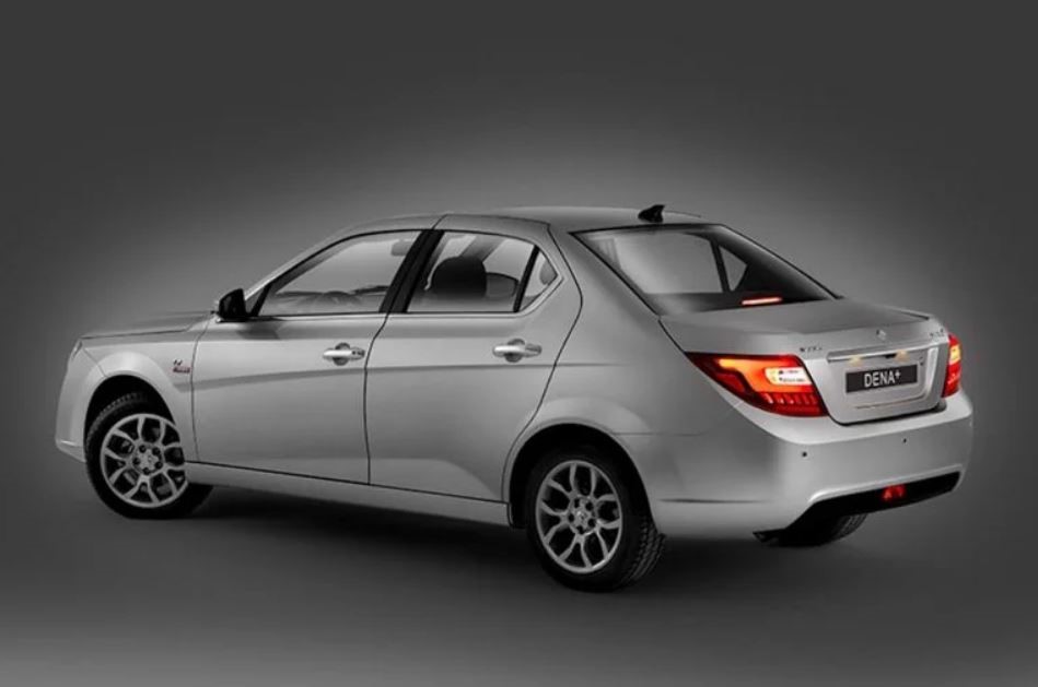 دنا پلاس اتوماتیک به عنوان خودرو مطرح داخلی