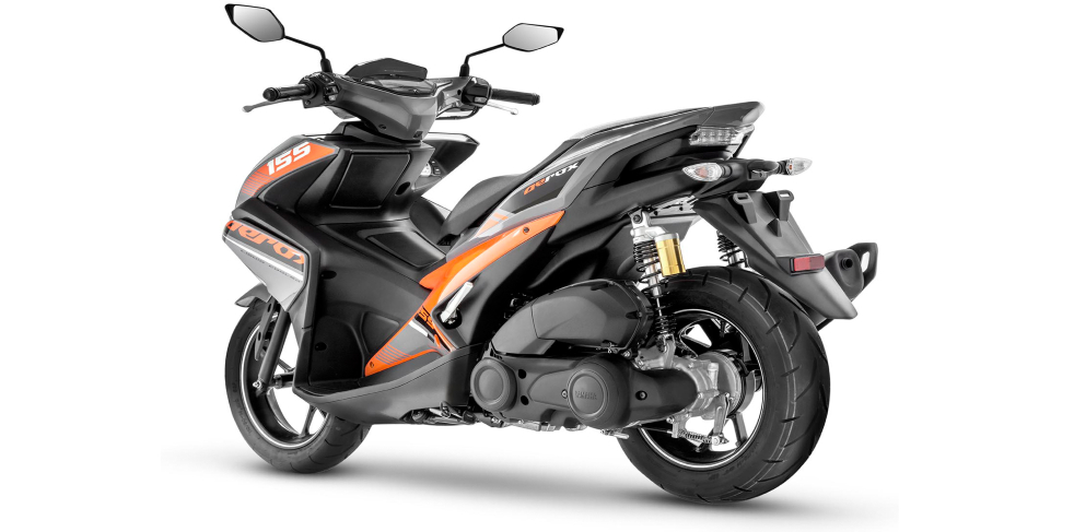 طراحی زین در aerox 155